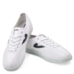 Tretorn Nylite Plus Canvas In White/Navy 6 Tretorn Nylite Plus Canvas In White/Navy -Cheap Shoes Store 480167031 3 1100x